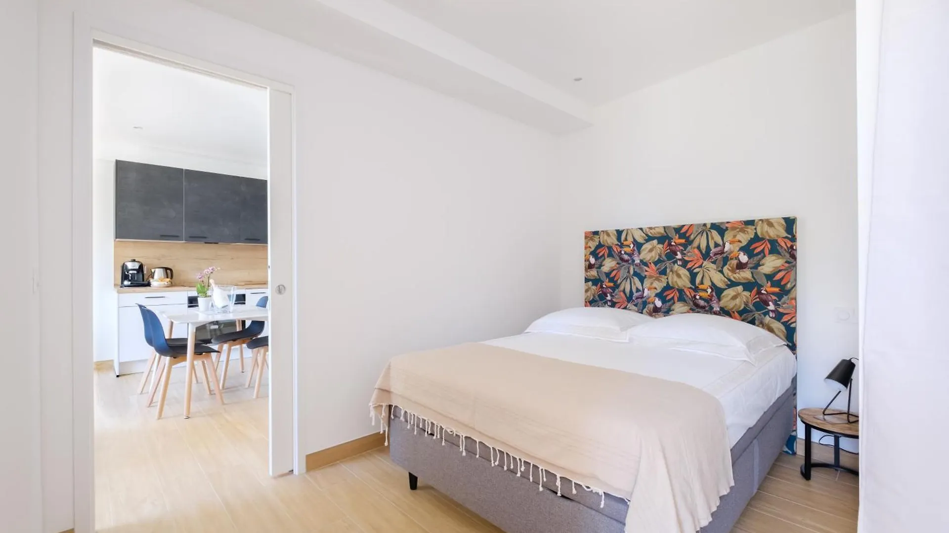 La Grande Bleue, Magnifique T2 Climatise, Proche De La Mer Menton Apartamento